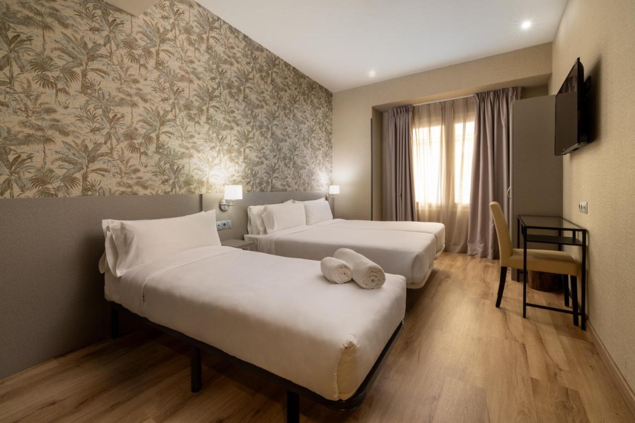 Akeah Hotel Gran Via 3*