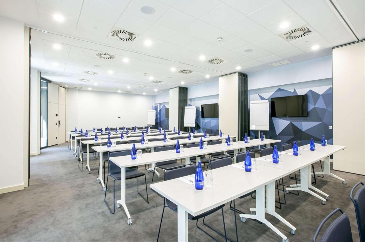Hampton by Hilton Alcobendas Madrid 3*, фото 8