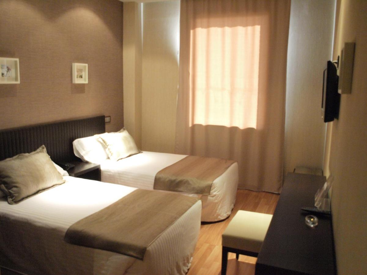 Hotel Dinastia 3*