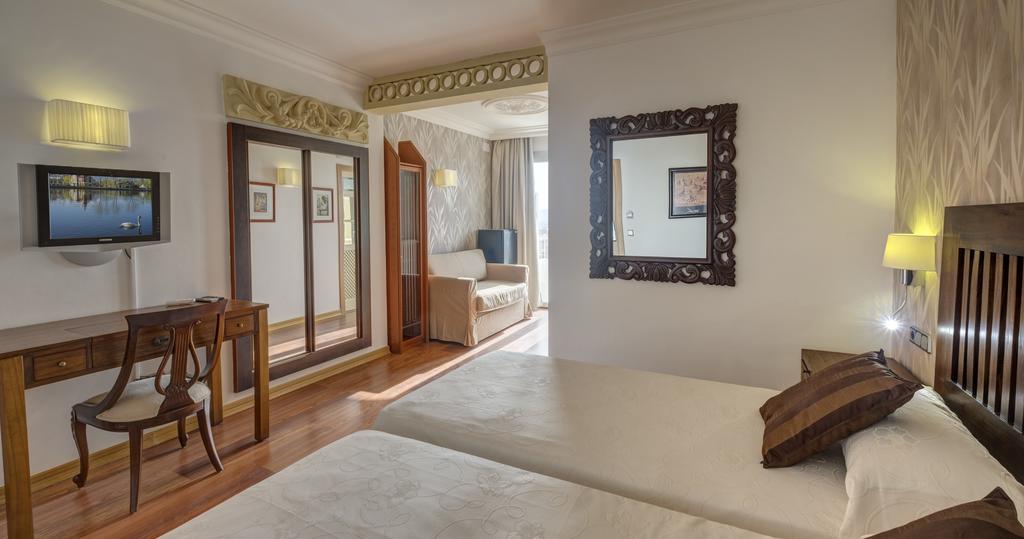 Hotel President Figueres 4*