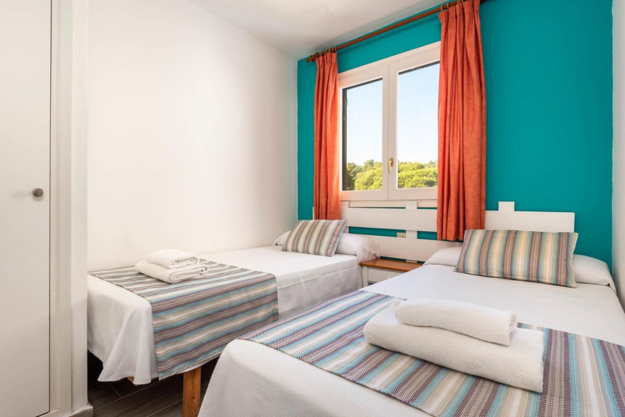 Apartments Alta Galdana 1*