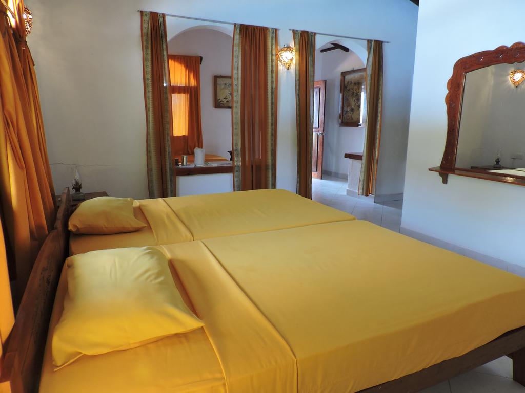 Eva Lanka Hotel 3*