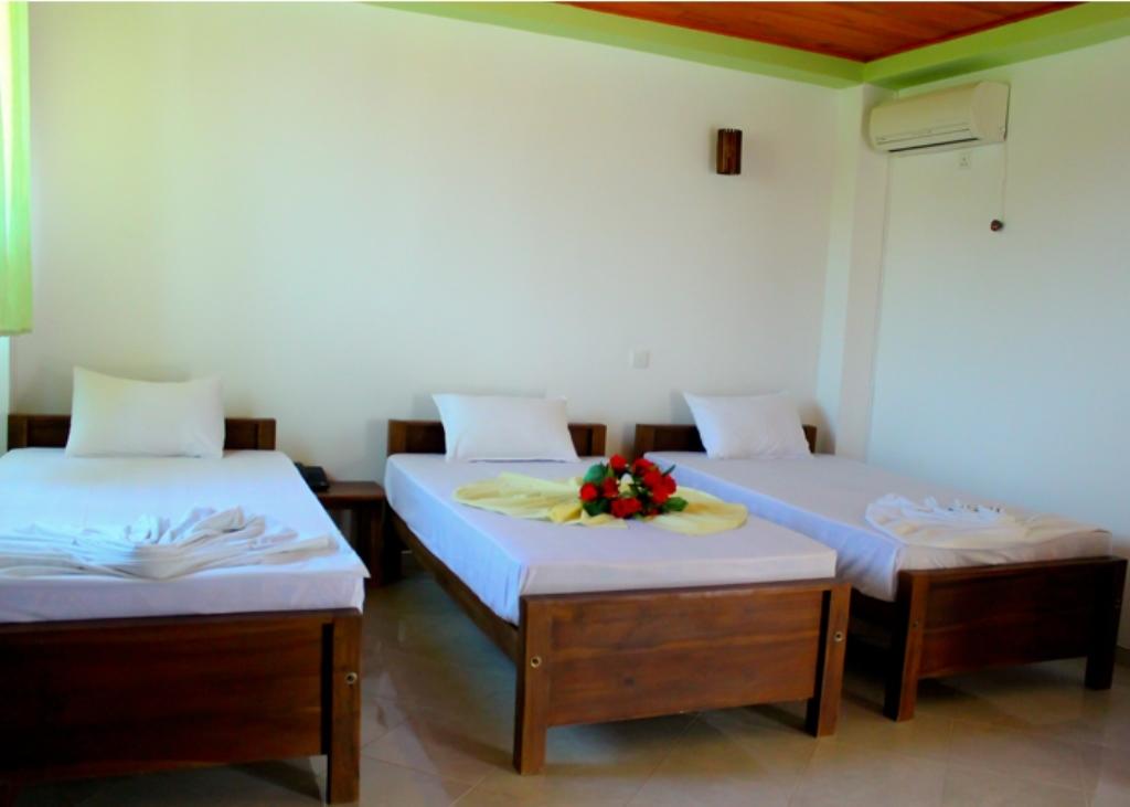Sunbeam Beach Resort 3*