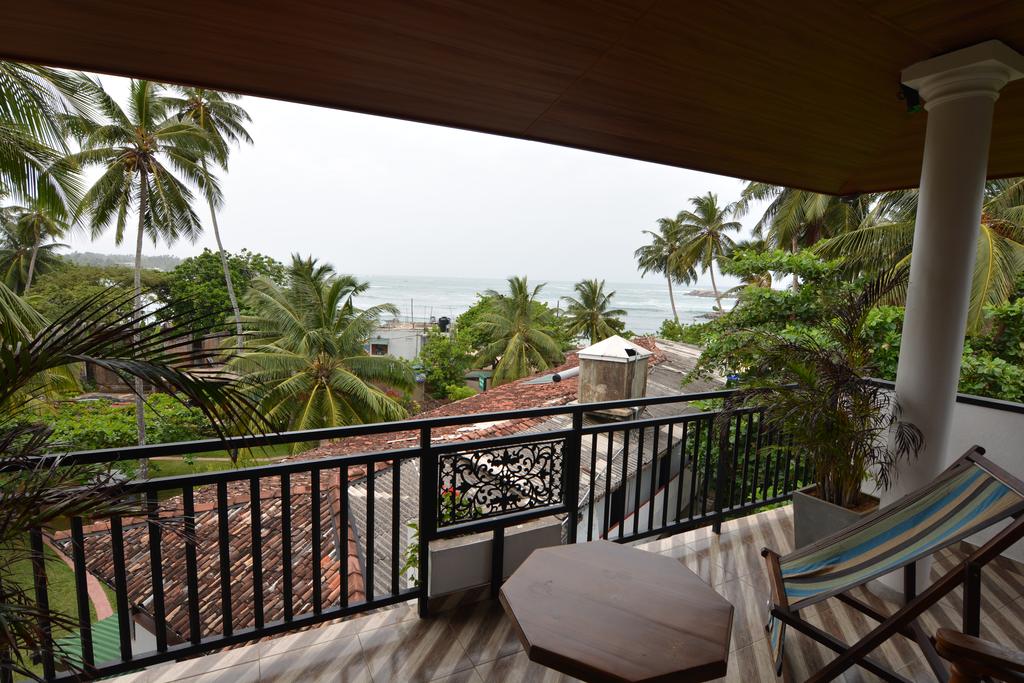 Sea View Deepal Villa 3*