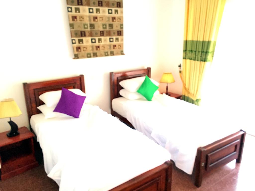 Riverside Araliya 3*