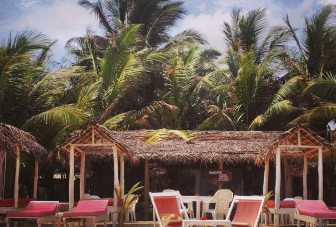 Hug Inn Guest House & Beach Restaurant, фото 2