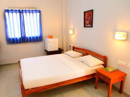 Roy Villa Beach Resort 2*, фото 2