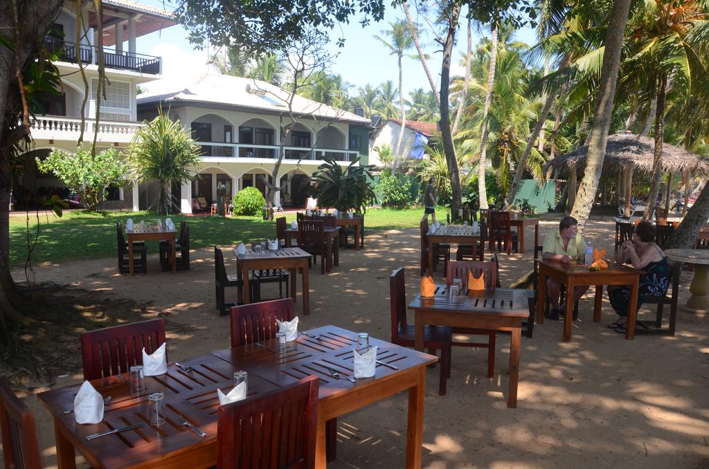 Sri Gemunu Beach Resort 3*, фото 5