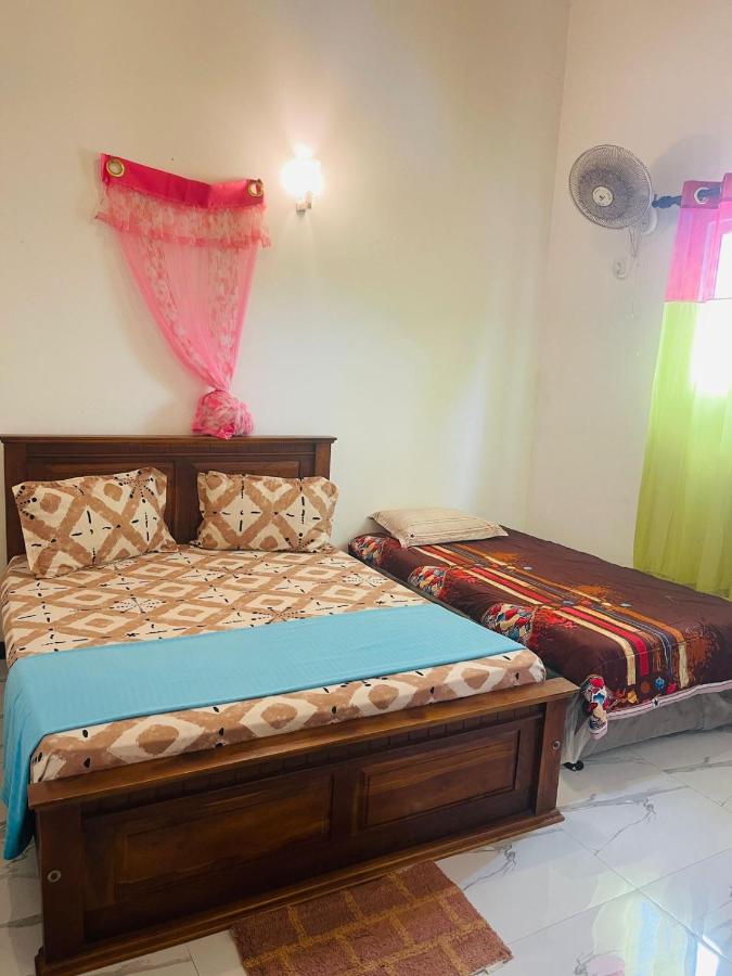 Asantha Guest House 2*