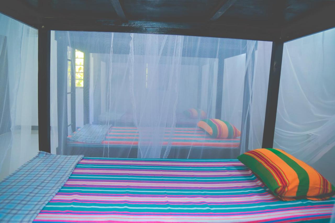 Hansa Surf Hotel 2*