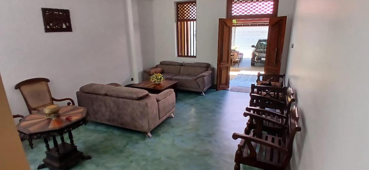 Italia Ambalangoda 3*