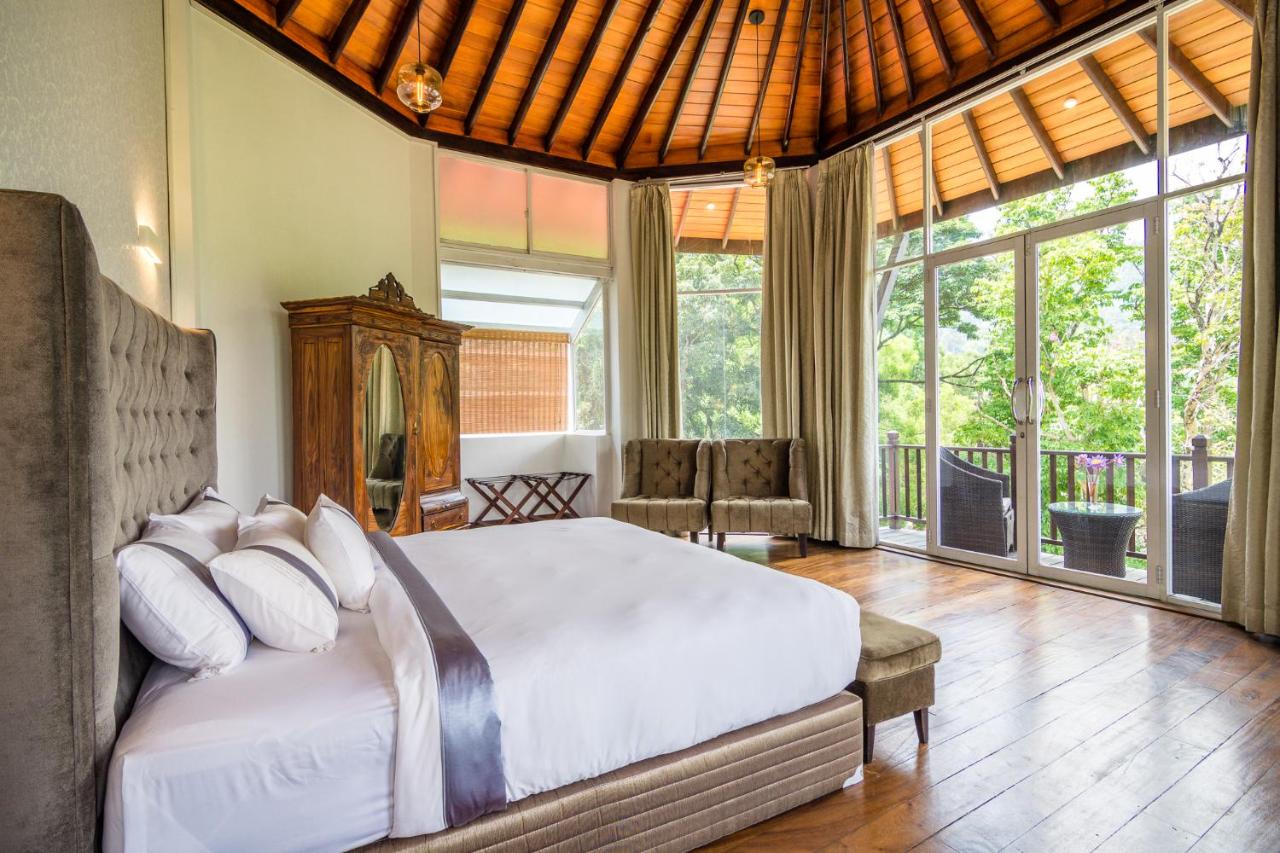 Neevana Boutique Hotel 4*