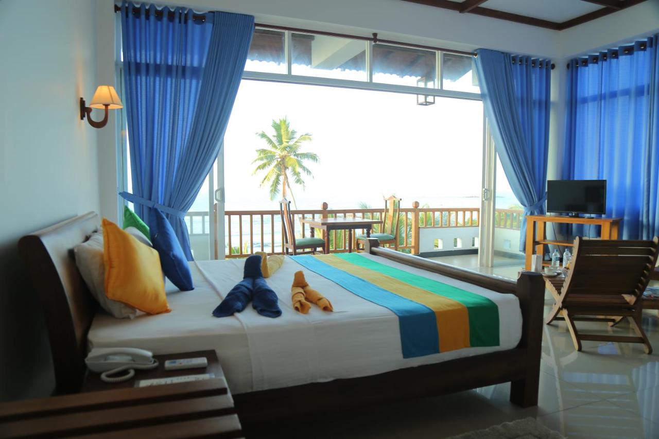 Sanmira Renaissance Unawatuna 3*