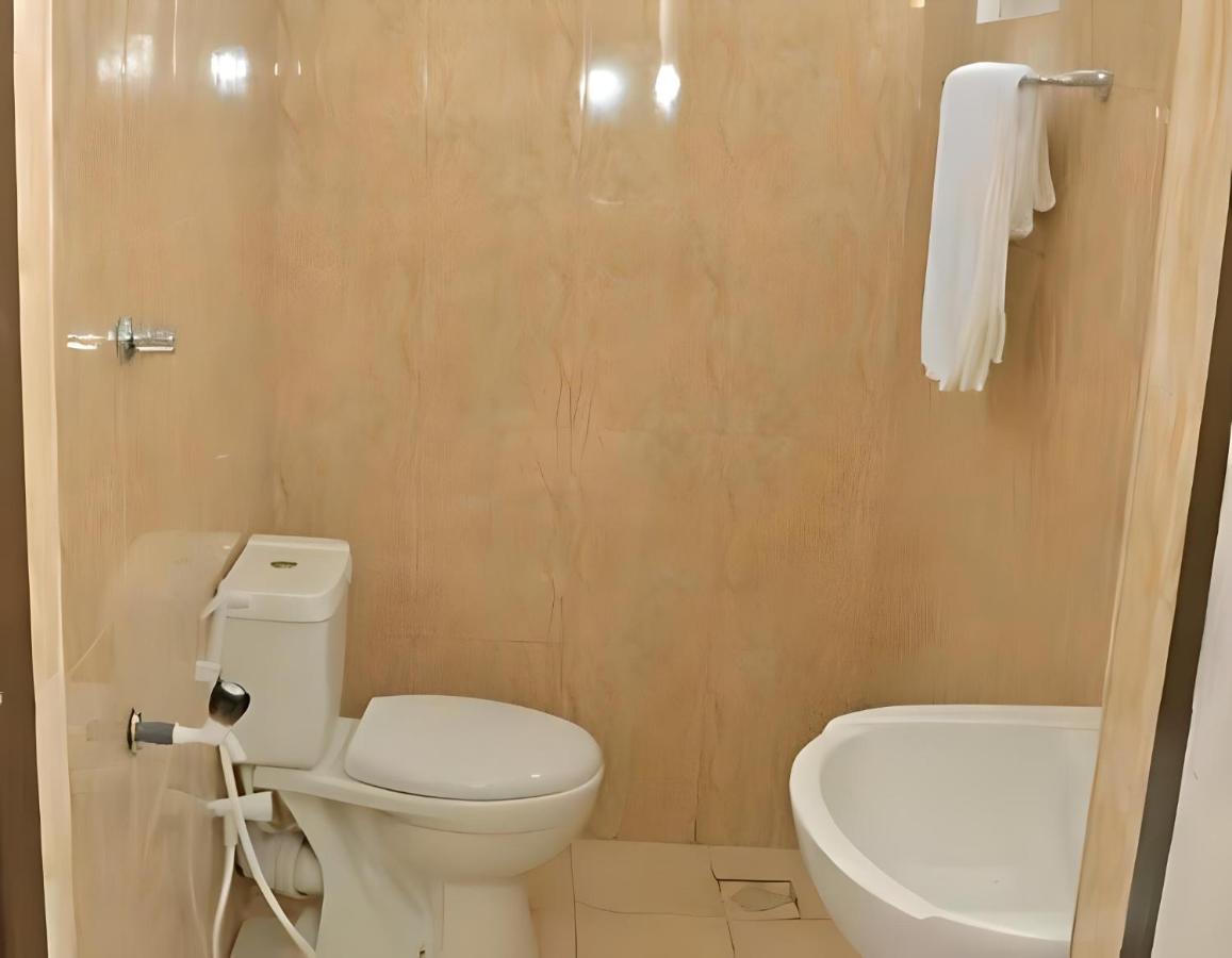 Travellers Hotel 3*, фото 2
