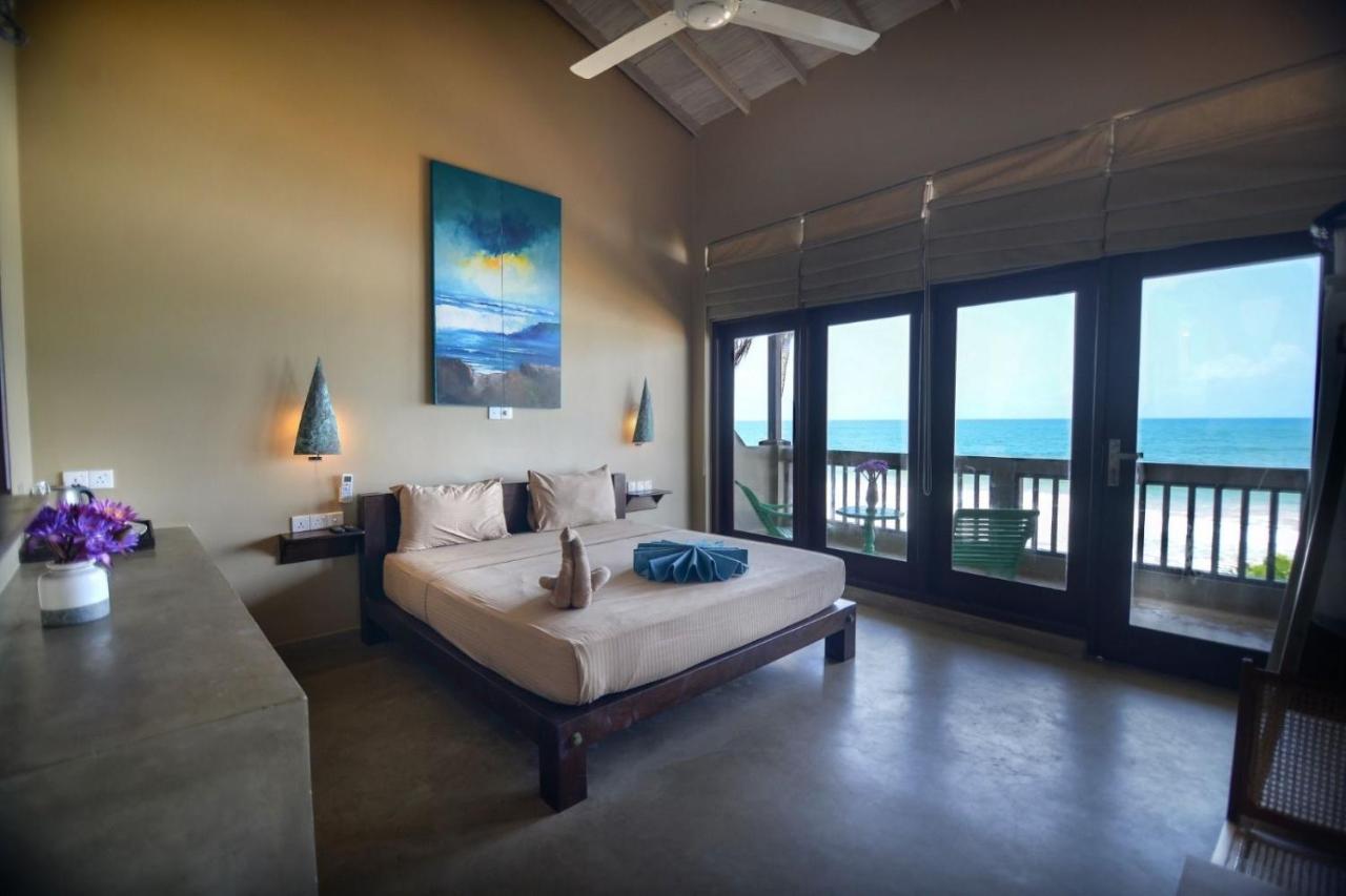 At Ease Beach Hotel 3*