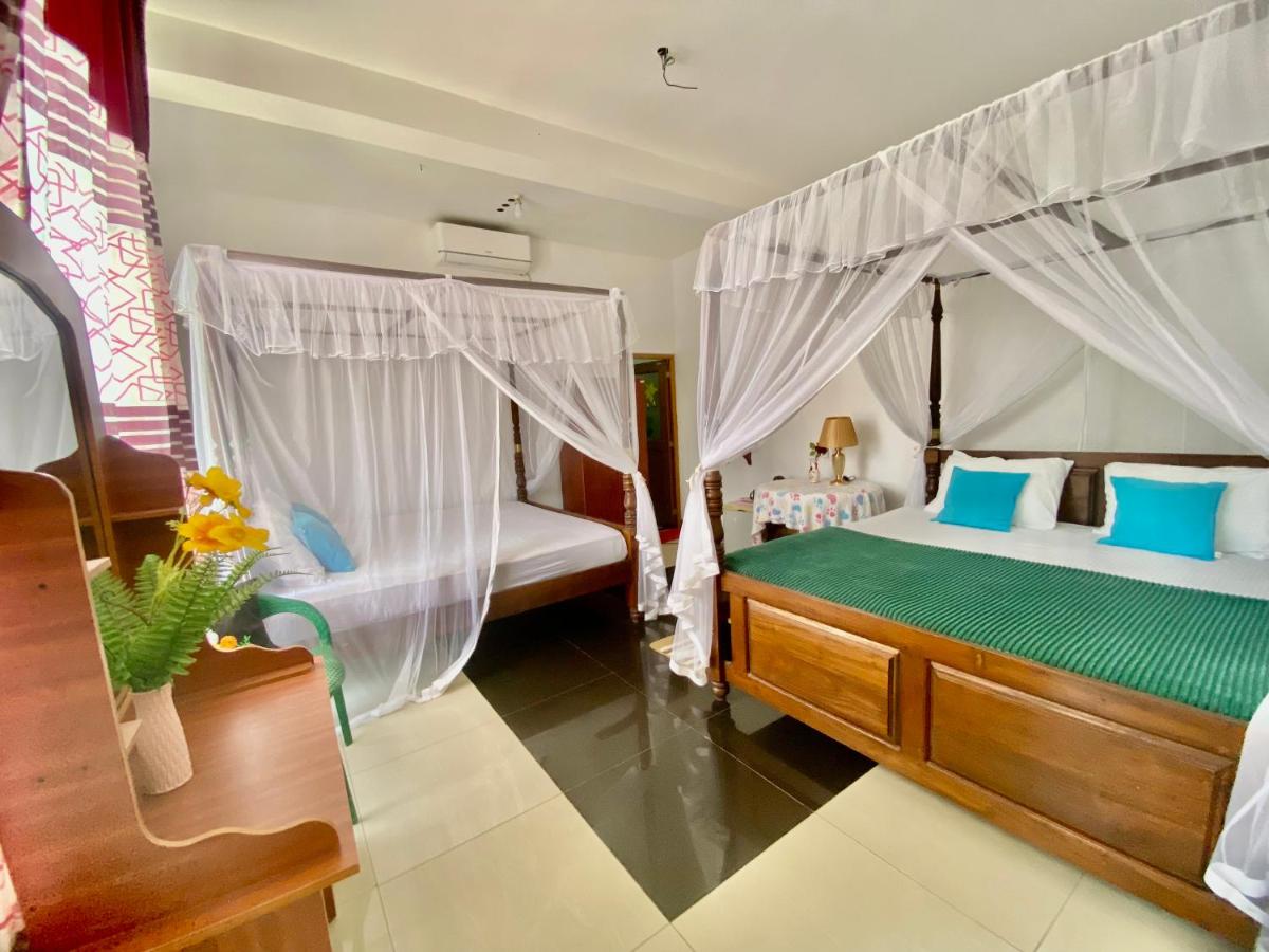 Liyanage Resort 2*