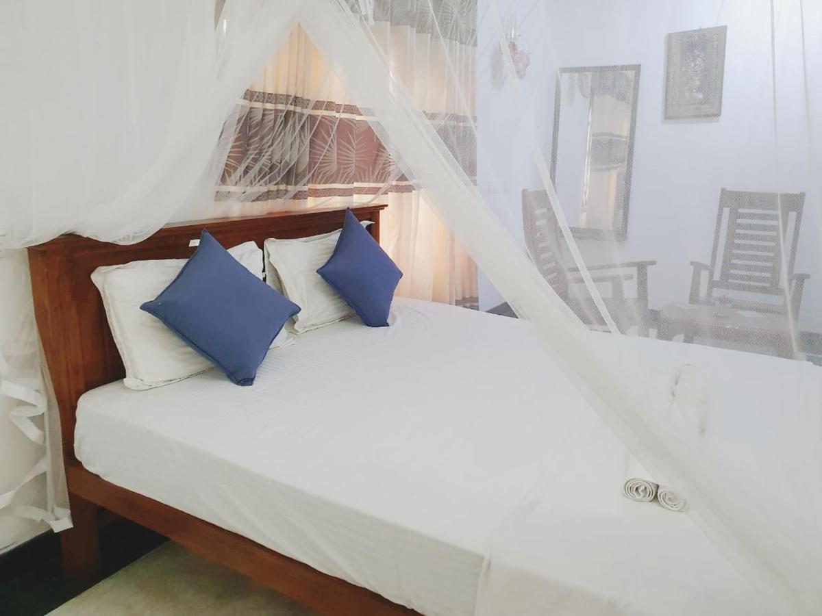 Blue Sky Resort Unawatuna 3*