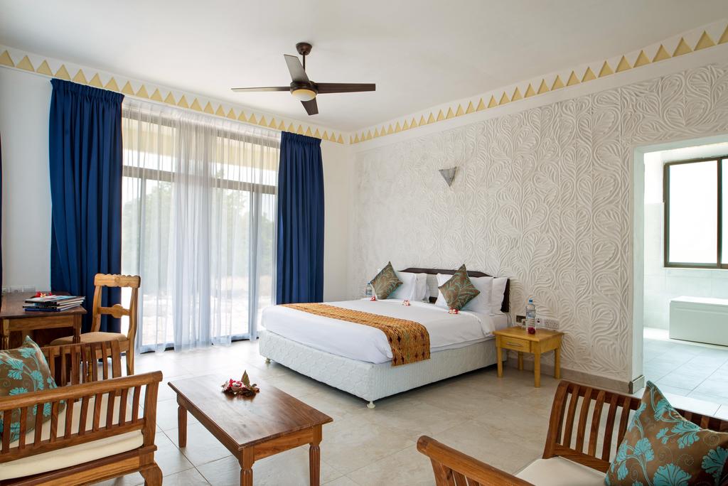 Moja Tuu Luxury 4*