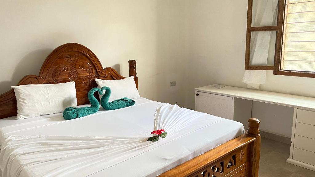 Avocado House Nungwi 3*