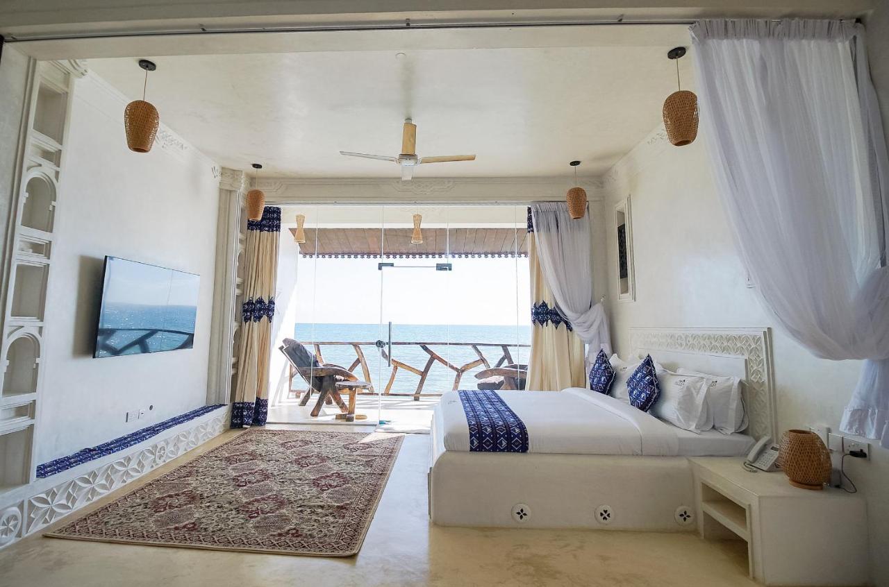 Sea Cliff Zanzibar 5*