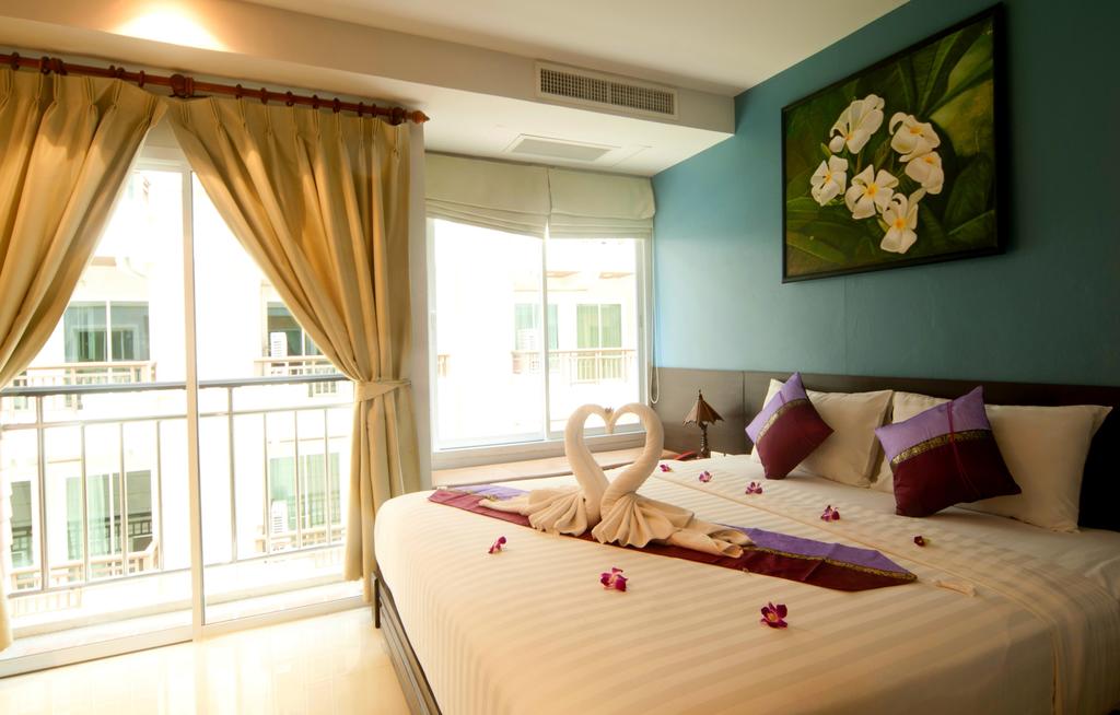 PJ Patong Resortel 3*