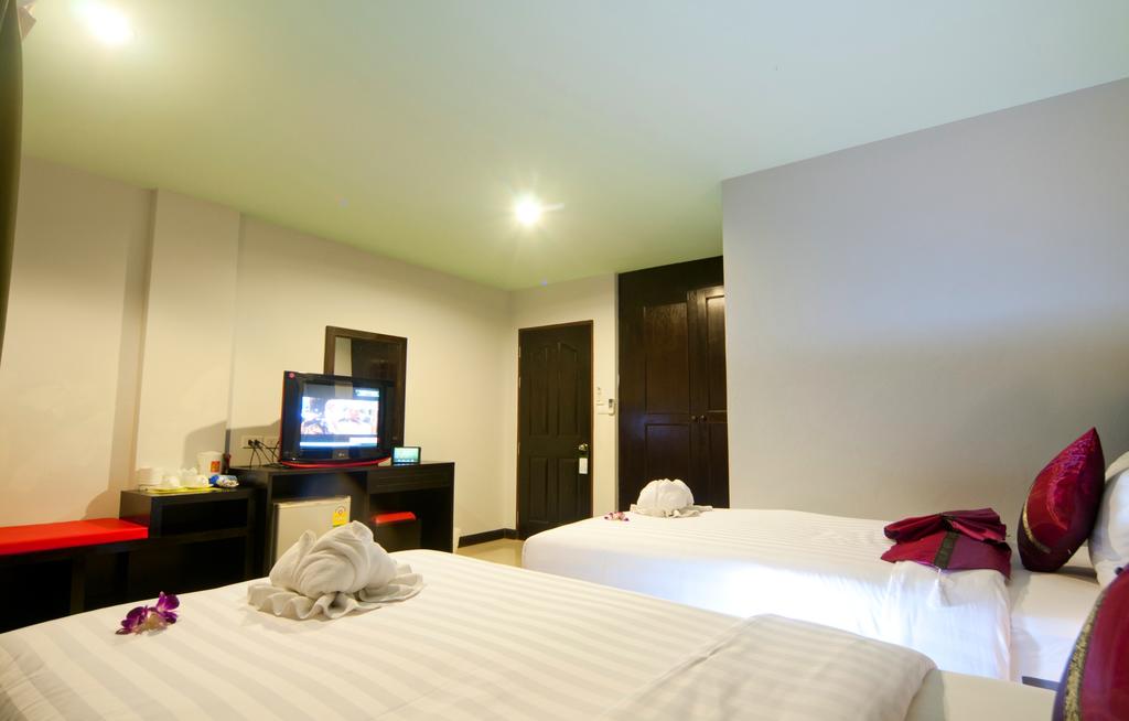 PJ Patong Resortel 3*, фото 13