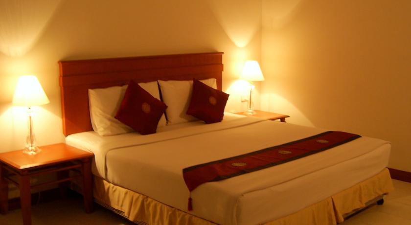 Crown Pattaya Beach 3*