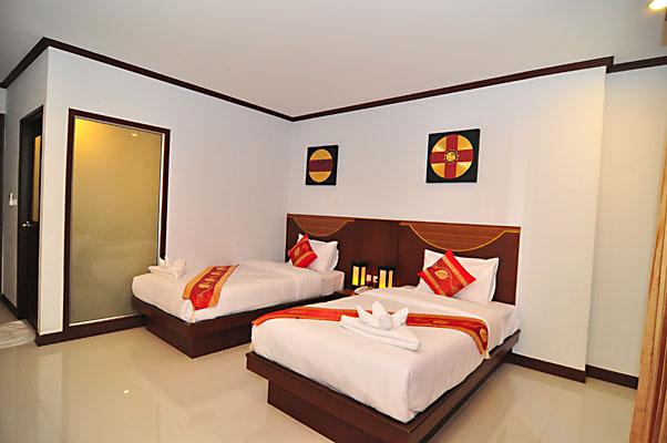 Issara Resort 3*