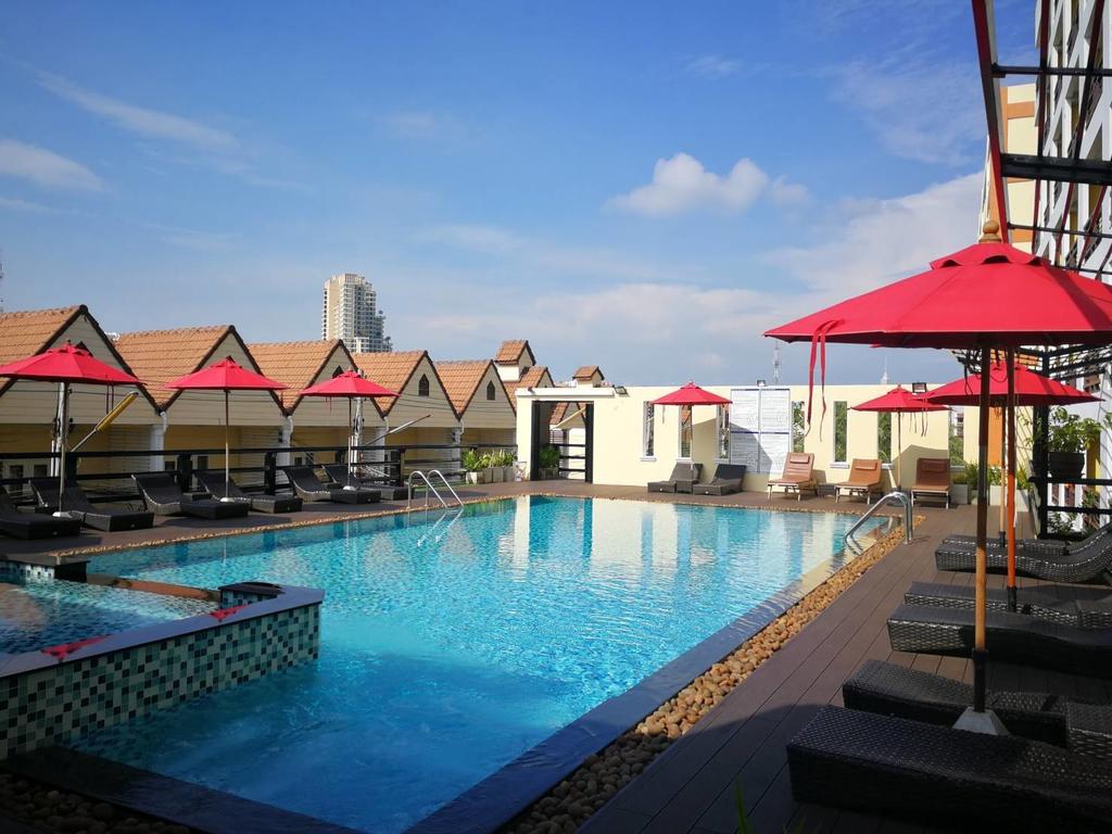 Golden Sea Pattaya 3*