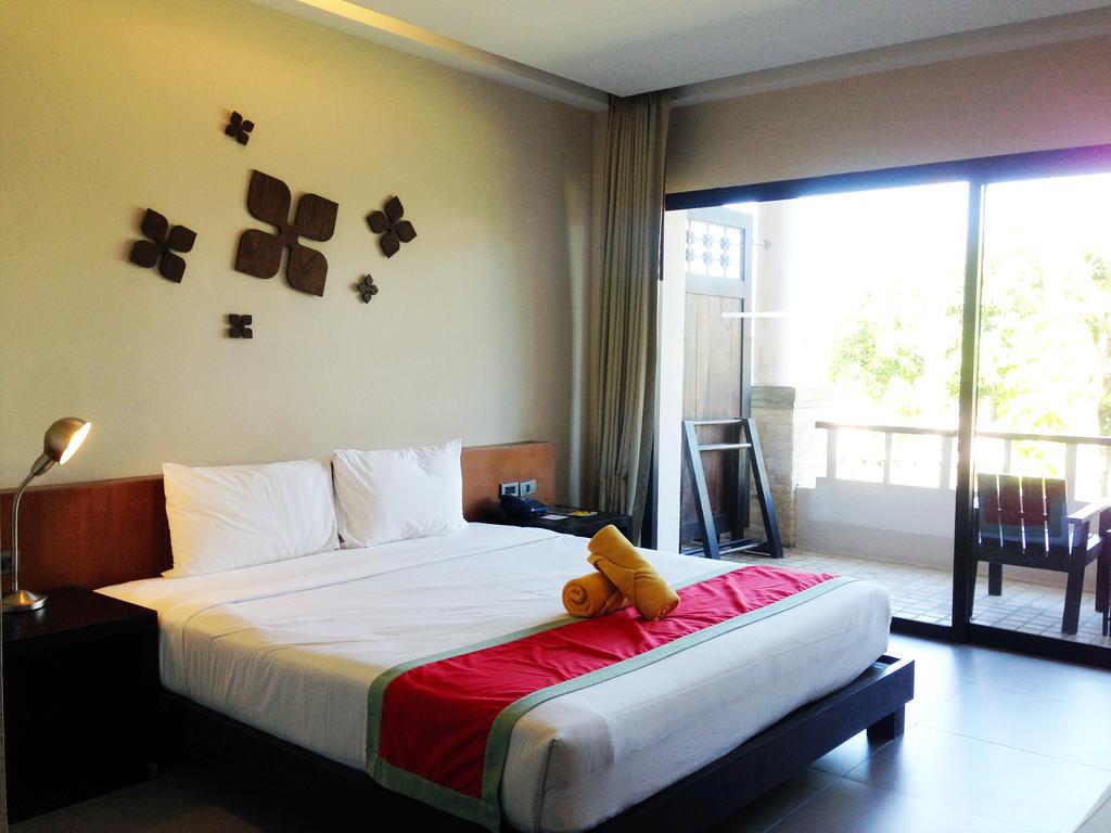 Weekender Resort & Spa 3*