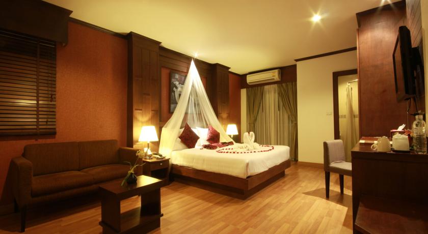 The Lantern Resort Patong 4*, фото 2