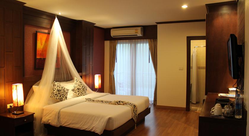 The Lantern Resort Patong 4*, фото 4