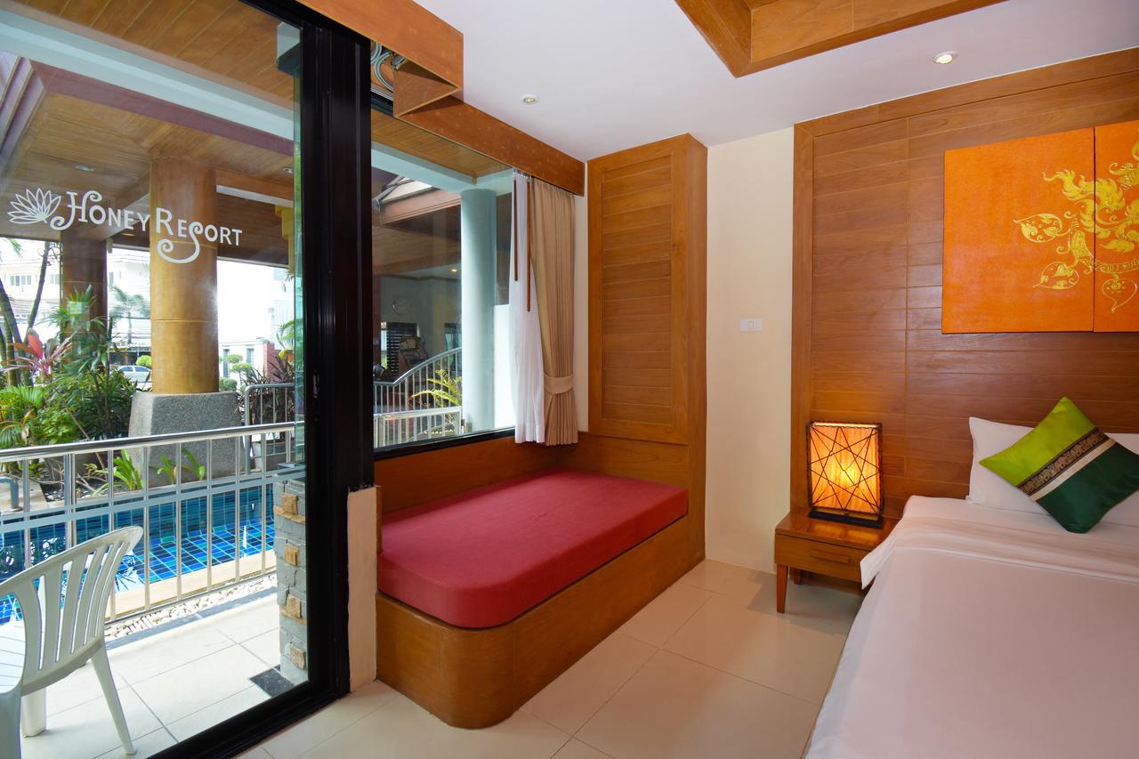 Honey Resort Phuket 3*