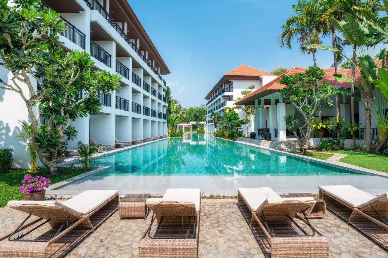 Estella Phuket Mai Khao Beach Resort 4*