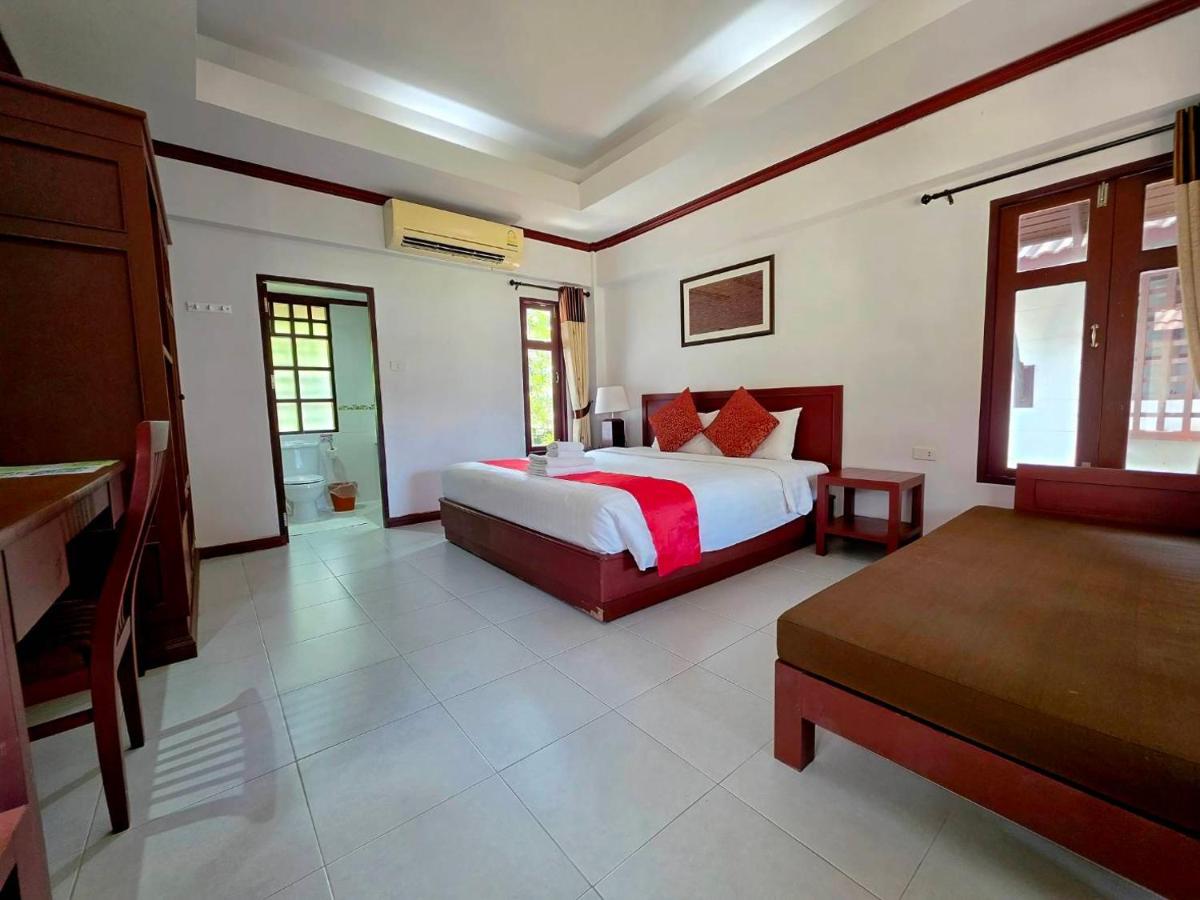 First Bungalow Beach Resort 3*