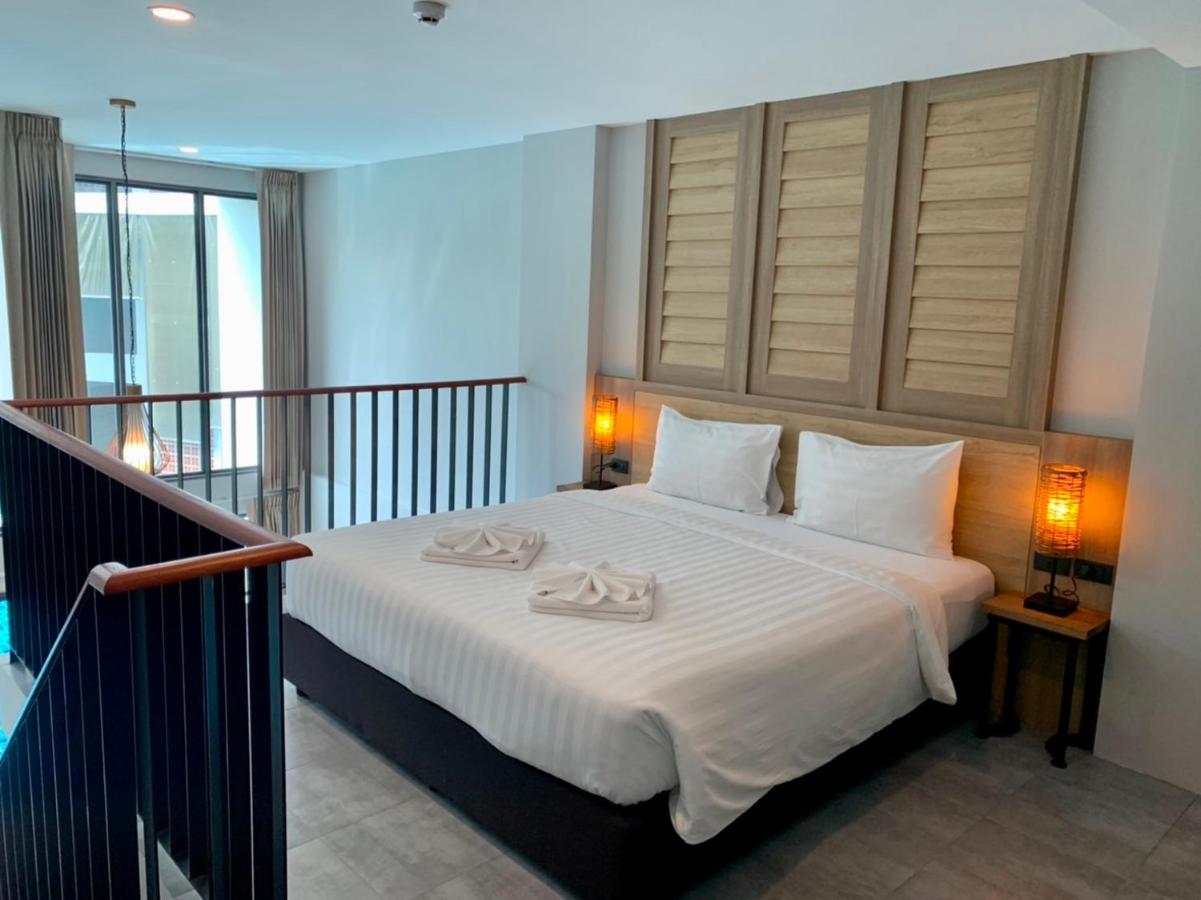 Atom Phuket 3*