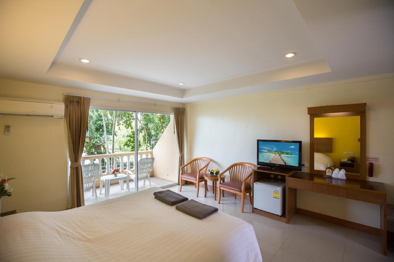 Twin Palms Resort Pattaya 3*