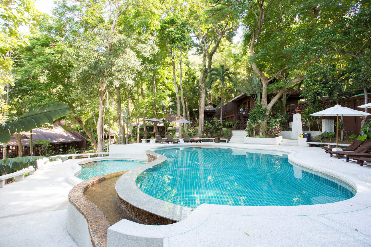 Baan Krating Phuket Resort 3*