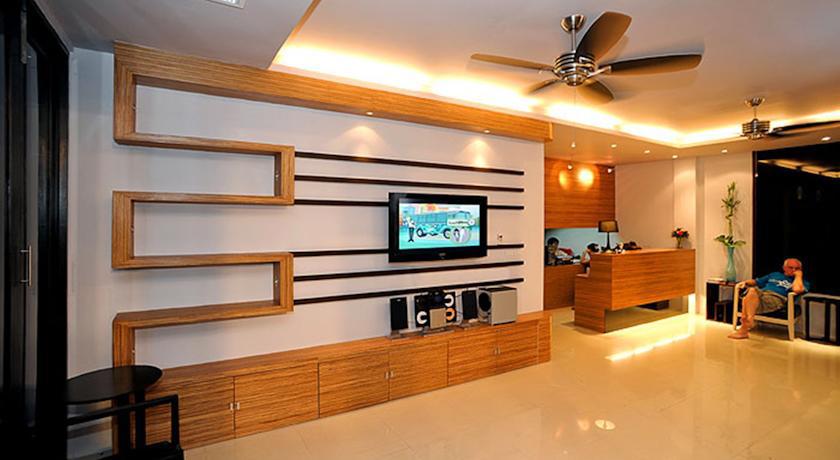 Urban Patong Mini Hotel & More 3*