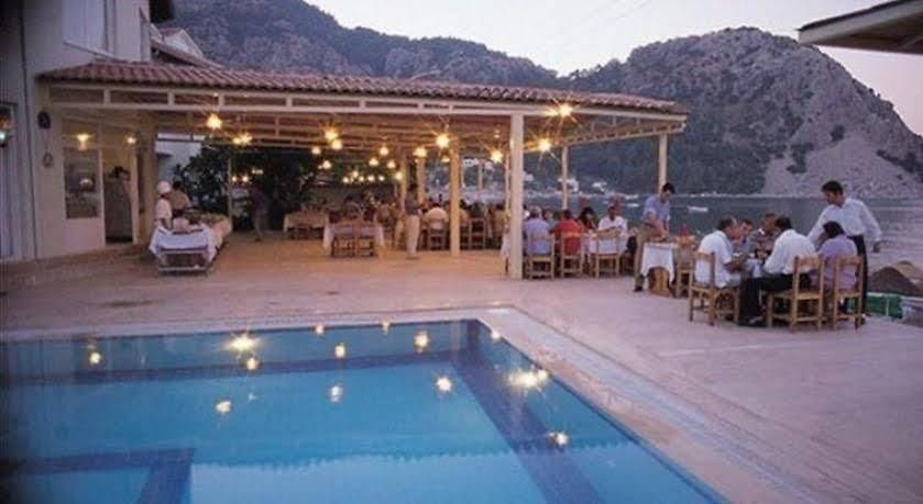 Zeybek Hotel 2*