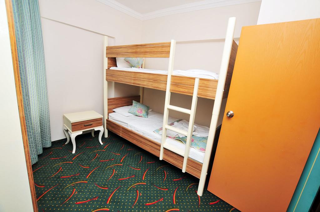 Hotel Pelin 3*