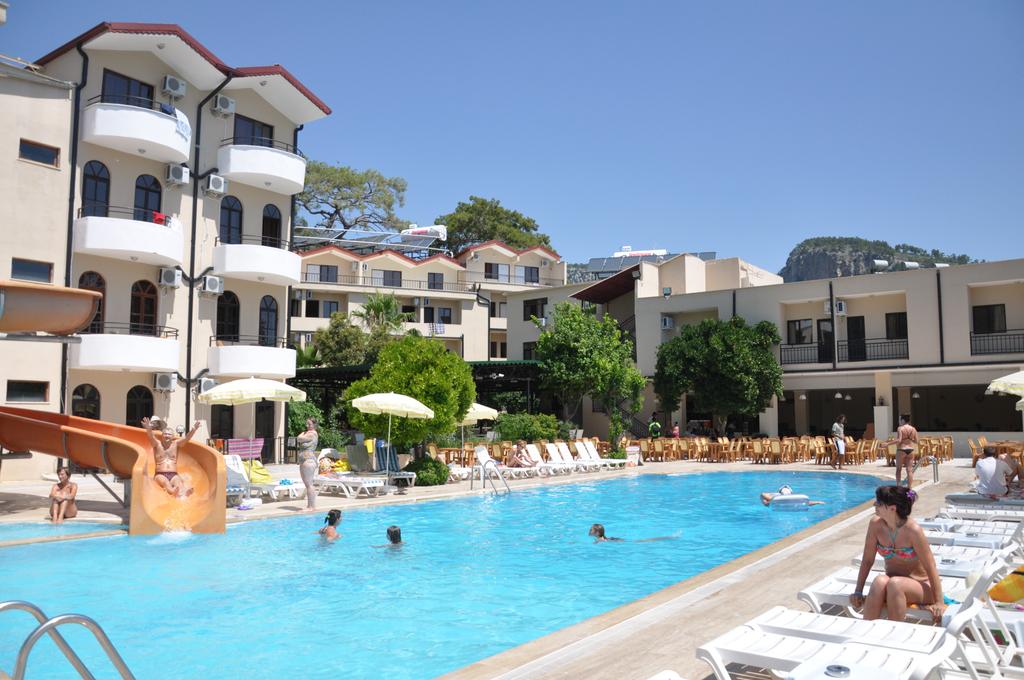 Acacia Resort 3*