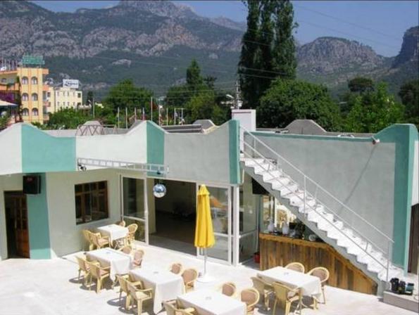 Zara Hotel 3*
