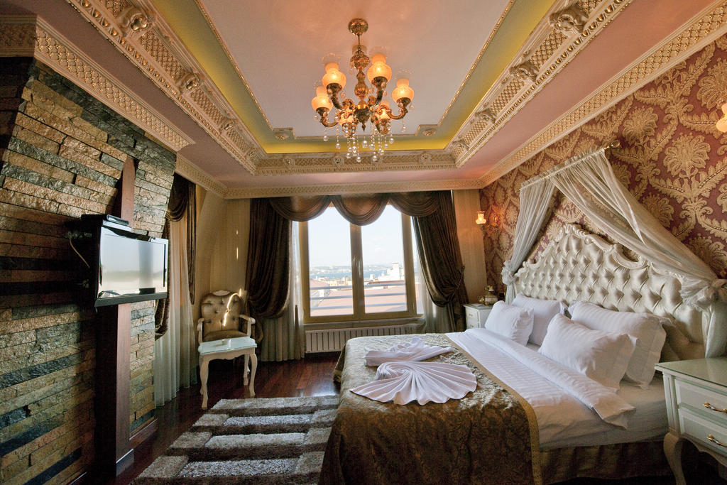 Golden Horn Hotel 4*