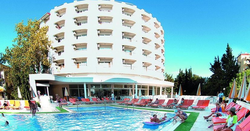 Sunlife Plaza Hotel 4*