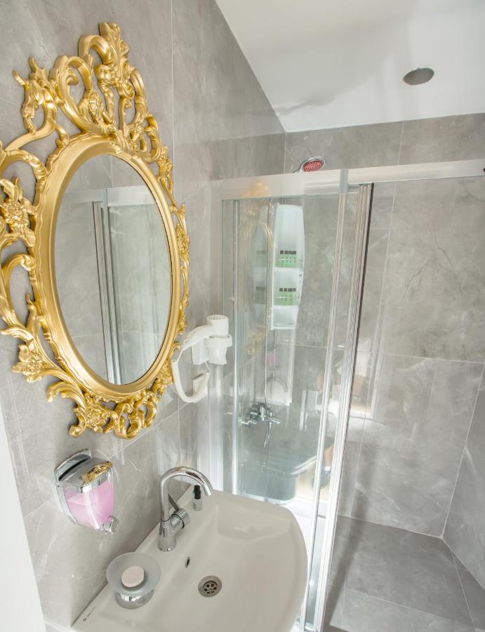 Atlantis Royal Hotel 3*