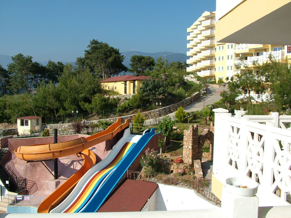 My Hill Resort 5*