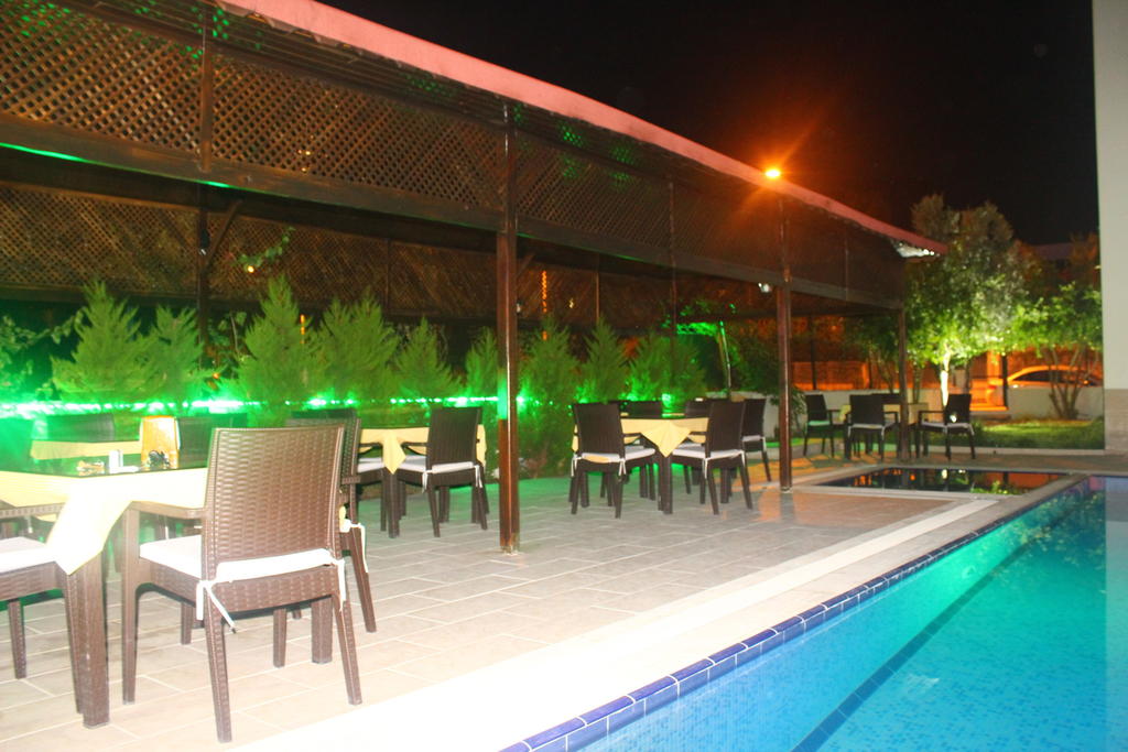 Parus Hotel 3*