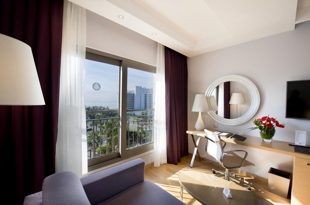 Akra V Hotel 4*, фото 9