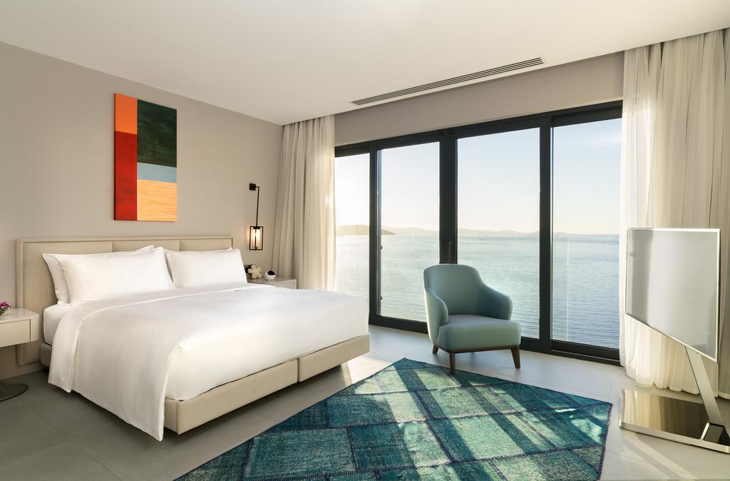 LUX* Bodrum Resort & Residences 5*
